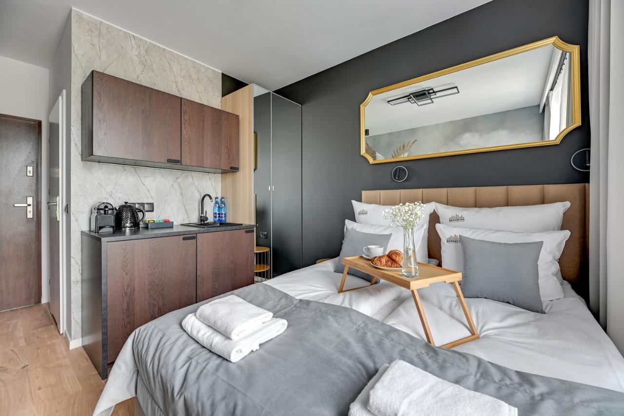City Center Garden Gates Boutique By Downtown Apartments Gdansk Bagian luar foto